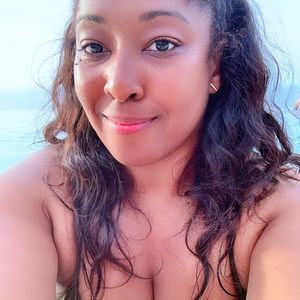 Meet your Posher, Brie